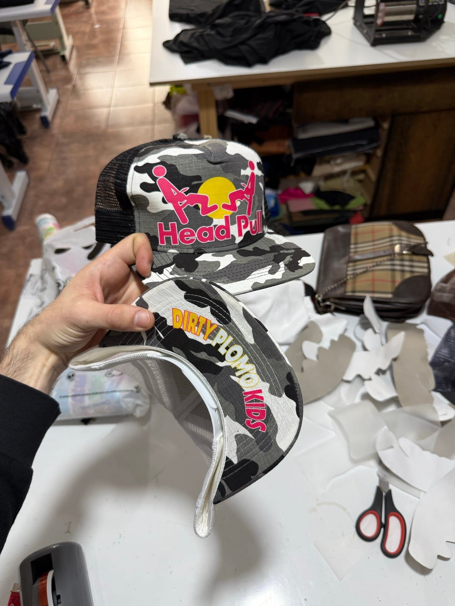 Head Pull HAT token image